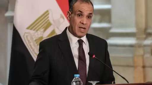 وزير الخارجية المصري يحذر من استمرار التصعيد الإسرائيلي الإيراني على أمن المنطقة