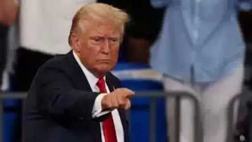 عاجل|| الرئيس الأمريكي يطالب سكان طهران بمغادرتها فوراً