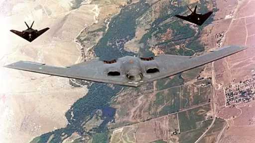 لضرب إيران.. ما هي القنابل الخارقة للتحصينات التي تحملها قاذفات B-2؟
